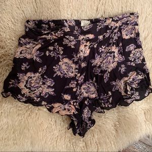 Billabong flowy short